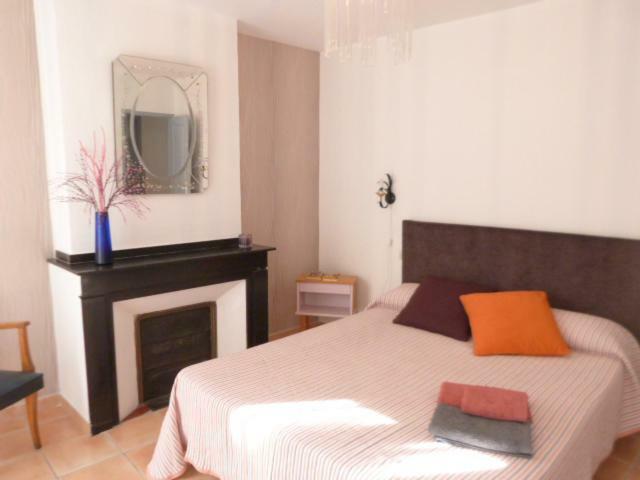A L'Ombre De La Cathedrale Apartment Narbonne Ngoại thất bức ảnh